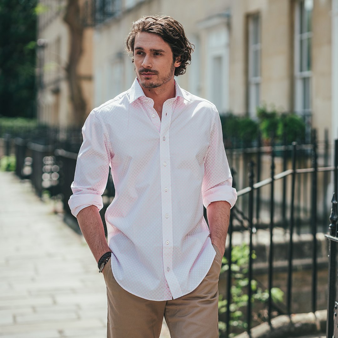 Tailored for the perfect fit. . . Our shirt Seattle will forever be a timeless print to take you from day to night

#mensfashion #picoftheday #ootd #classic #timelessfashion #shirts #dapperchap