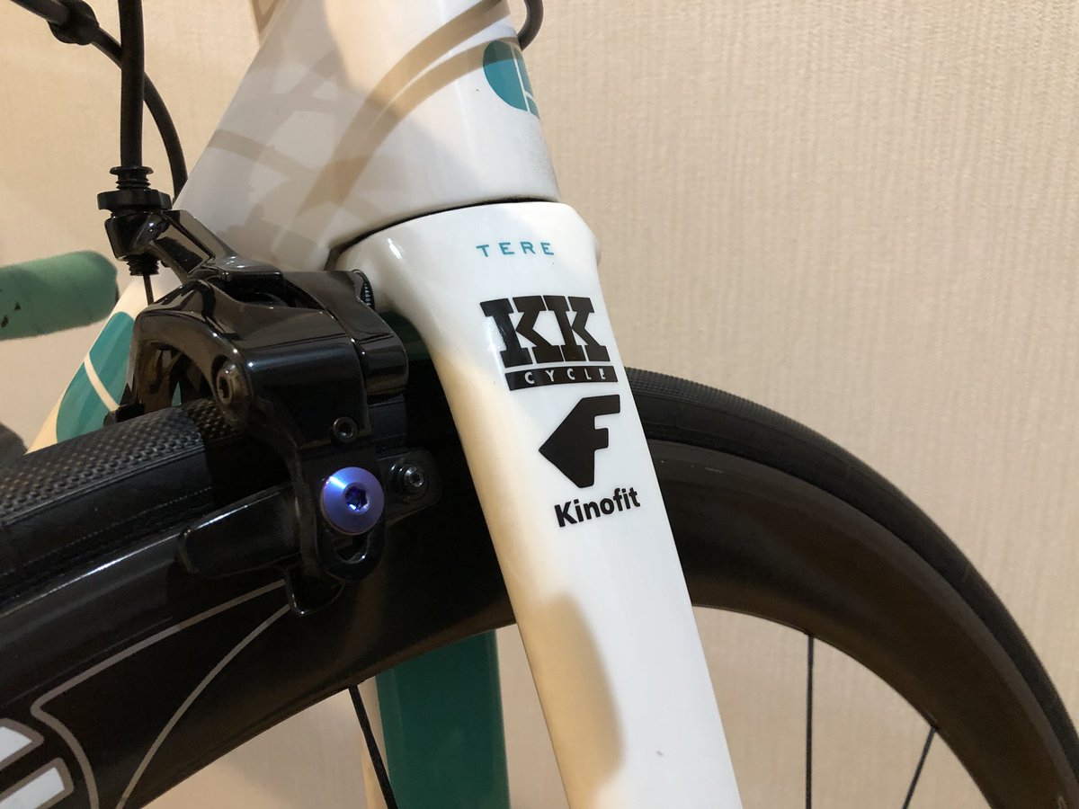 w178s75's tweet photo. 良さ!
kinofit ステッカー!
#kinofit #chapter2bikes #maap #cyclism https://t.co/W72Rtc9XAW