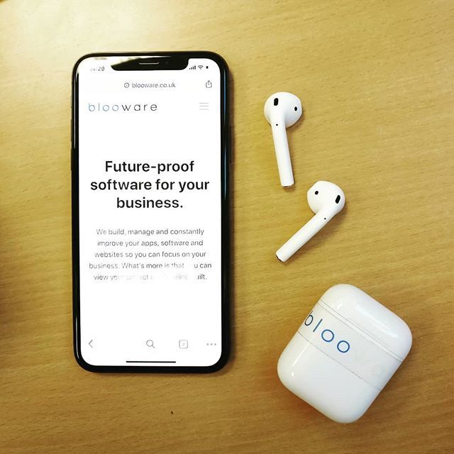 huwprosser_'s tweet image. The western phone market means the majority of our customers use iPhones, something I have never particularly wanted. So I took a plunge and picked this up as it's price is In free fall....
.
#twophones
.
#business #startup #geek #london #ceo #cio #cto #… ift.tt/2NO93VS