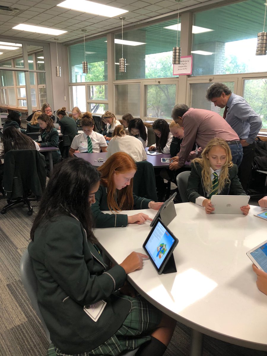 wpgteacher77's tweet photo. #ExperientialLearningWeek has begun with a day long coding workshop with #appleeducation #bhgirls https://t.co/uNwN3D4igv