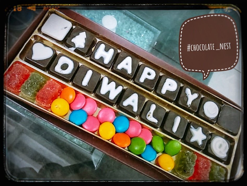 Chocolate_Hub's tweet photo. #chocolate_nest #homemade #festivityallaround #Diwalispecial #freshlymade #personalised #festivemodeon  #mouthwatering #crackling #varietyofflavours #customized #makeyourdiwalispecial  #surpriseyourlovedones #onlinegifting #sparkling #pamperwithhamper #onlineordering #ordernow https://t.co/IqqZkngW5X