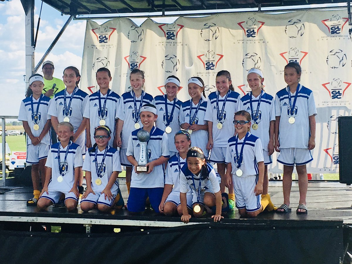 Great_LakesSC's tweet photo. Congratulations to the Galaxy Girls 2008 Blue who won the top flight of the 2007 age group going undefeated(4-0). So proud of their play and effort in the heat! #shinebright #glsc18 #herfutureisbright🌟 #riseasone https://t.co/yPKklsJvpd