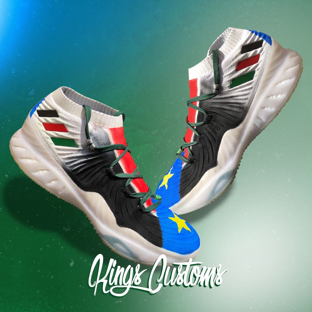 KingsCustoms_'s tweet photo. Had an amazing opportunity to paint a South Sudan flag inspired adidas crazy explosive shoe for bucks player @thonmaker !!! 🇸🇸 🇸🇸
@bucks @angelusdirect @leathercaresupply
#kicks #milwaukee #bucks #nba #customshoes #thonmaker #angleusdirect #paintedshoes https://t.co/KsBHkD20vG