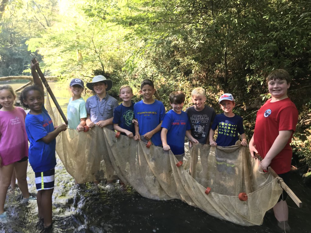 hunsbergera's tweet photo. Fourth graders @VHCahabaHeights going fishing on the Little Cahaba River today! Thank you, AL200! https://t.co/3zonApt2iX