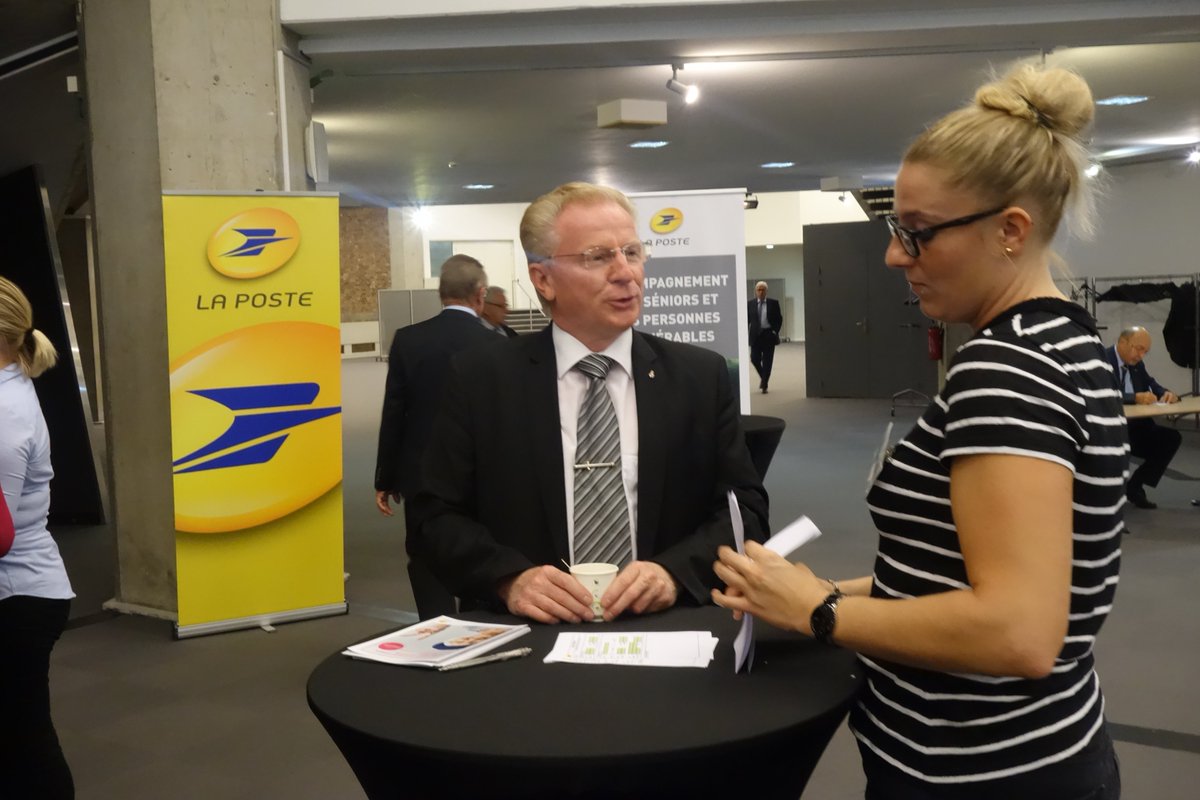 LPNews_GE's tweet image. #Strasbourg | Le @GroupeLaPoste au rendez-vous des enjeux et défis du #numérique pour les collectivités, avec la présentation de ses offres et services @SQOOL_FR @TabletteArdoiz et #Localeo à l&apos;AG des maires du 67 au Palais de la Musique et des Congrès
#SimplifierLaVie #Proximité