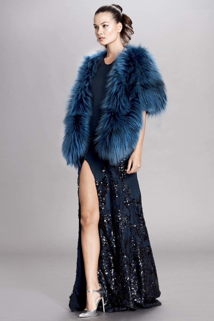 InfurMagazine's tweet photo. @dennisbasso raising it up a level every season - #PreFall18 #Fashion #OOTD #Style #Fashionista #WomensFashion #InstaStyle #WhatIWore #StyleInspo #FashionBlogger #WIWT #FashionStyle #infurmagazine #wildfur #fox #fur #furfashion #newyorkfashionweek #blue #navyblue #FashionWeek https://t.co/o1vagpZb1u