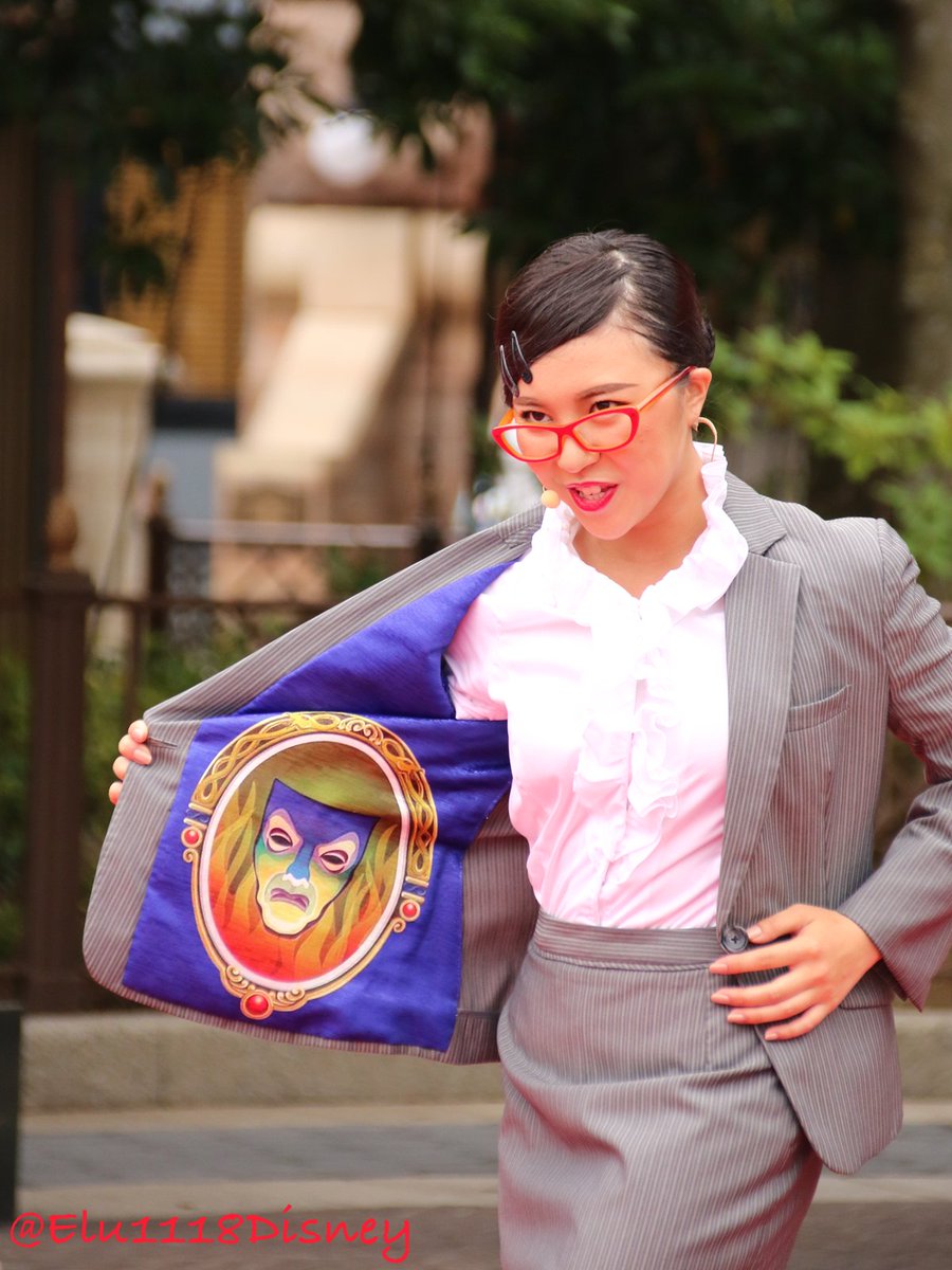 Elu در توییتر 9 10 スニーク ヴィランズ ハロウィーン パーティー 5回目 その 免許皆伝でございます Disney Tds Halloween ディズニーハロウィーン ヴィランズハロウィーンパーティー ヴィランズ 手下 アトモス スキャター T Co Rvvgd3eghy