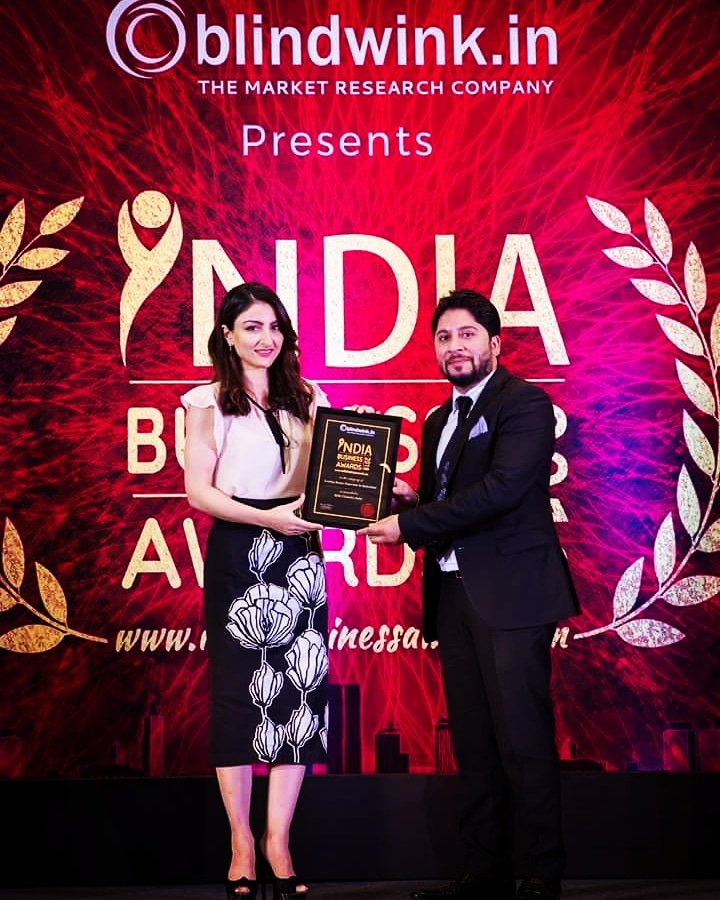 iamaak24's tweet photo. #IndiaBusinessAward2018 #EmergingBeautyEmporium #BellaCosmeticsIndia #BellaCosmeticsHyderabad #BeBella #BeYou https://t.co/ItXOAAOapA