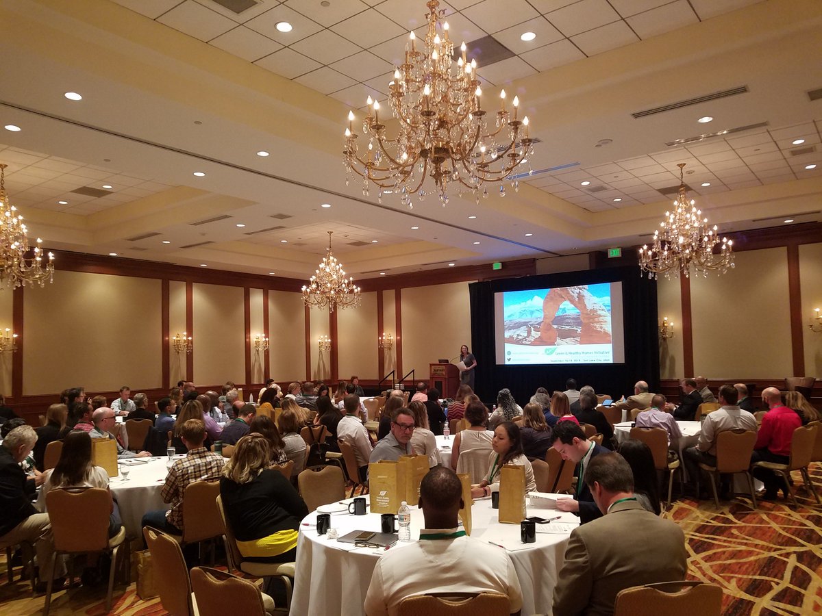 HealthyHousing's tweet photo. @HealthyHousing President &amp; CEO @RuthAnnNorton welcomes a packed house to the 9th Annual #GHHI #ELI2018 in #slco https://t.co/fkbf2HH117
