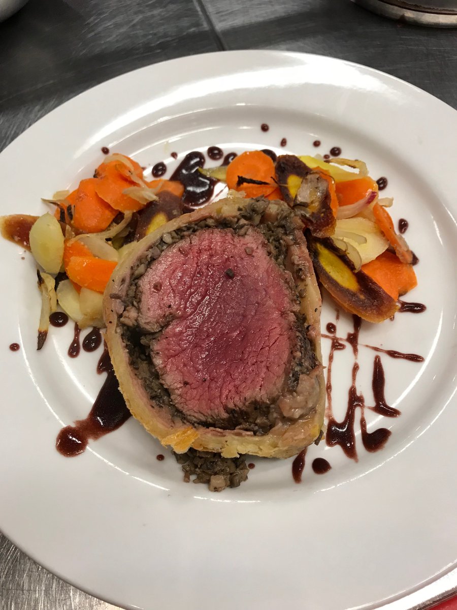 zerionsoftware's tweet photo. Team member Lum is part of the Zerion Dream Program and is currently cooking her way towards her dream of becoming a professional chef. Check out a few of the mouthwatering dishes she has created!
#zeriondreamprogram #teamzerion #thezerionway #cooking https://t.co/jkVq5k2rRX