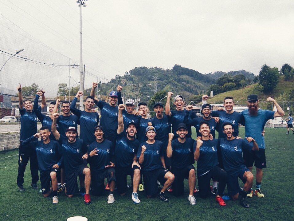 ClubKie's tweet photo. Ki.ê :: Torneo Cielo Roto 2018
Subcampeones

Uniformes por:
#SublimeUltimate

#VamosPorMas
#FuegoEnLaTierra #IntensidadyAgonismo 🔥🌎 https://t.co/WNs3k7nQt4