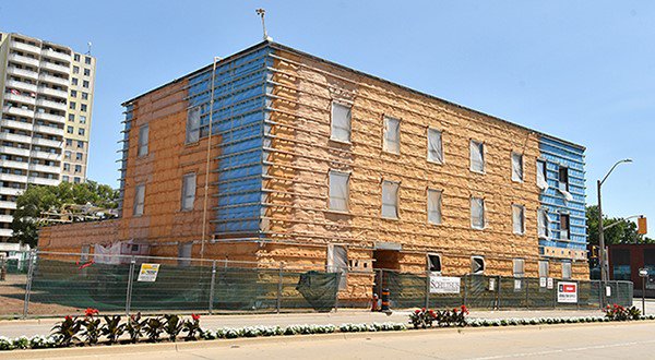 Elastochem's tweet photo. Our #InsulthaneExtreme, formulated with #SolsticeLBA was used for its ultra low GWP of 1 to insulate @IndwellCA's affordable housing community in Hamilton, ON. Proud to be part of this passive house project! Full case study by @Honeywell: https://t.co/psZbDjVmOH https://t.co/VNJQKieBZ6