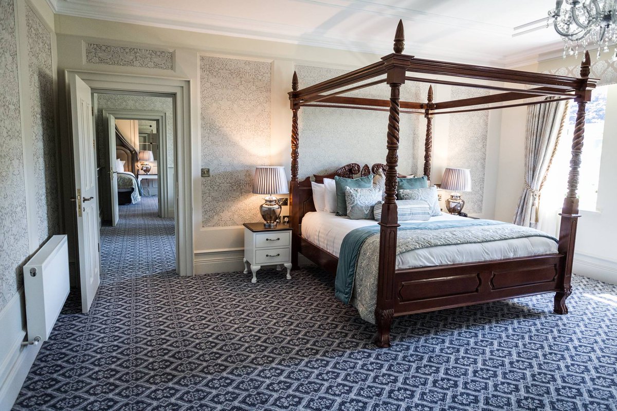 BallyseedeCastl's tweet photo. Fancy a night away from reality? Why not book a romantic getaway and stay in one of our grand castle bedrooms...such a treat! We also have family rooms if you want to bring the little ones! #CastleAccommodation #LuxuryBreak #LoveBallyseede https://t.co/QsQKRa1zQc