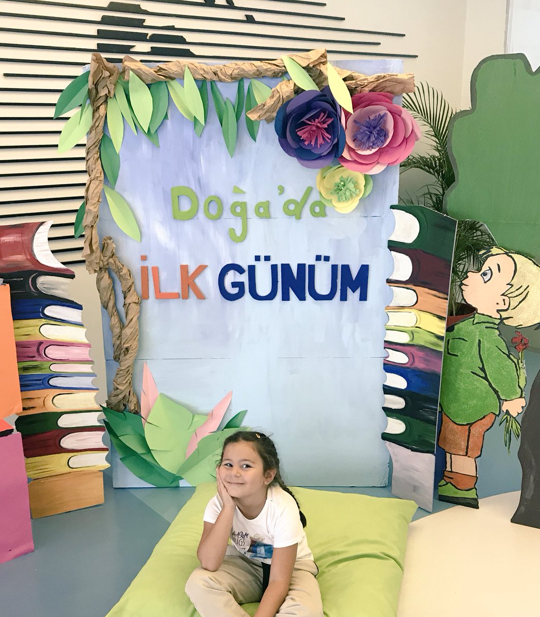 niltumpcu's tweet photo. 2018-2019  Eğitim-Öğretim Döneminde Tüm Öğrencilere ve Öğretmenlere @DogaBahcesehir1 #SevimliZürafalar Sınıfı Olarak Başarılar Dileriz.🎉 @LaleMuti @AliRizaLule @ayselturgut81 @figentas84 @esrasert1979 @SanemBH @RaufAkan @DogaOkullari https://t.co/o2D48IgSyK