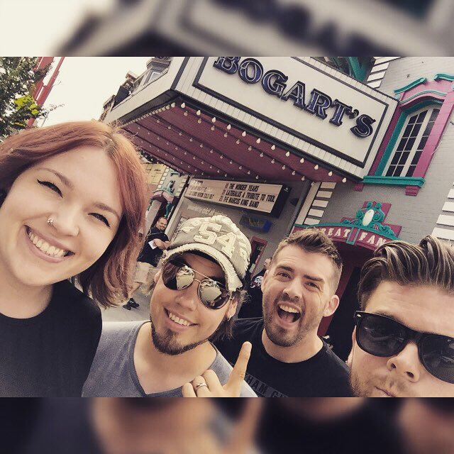 StoneBroken_'s tweet photo. Thanks Cincinnati! That was truly awesome!! โค๏ธ
We met so many awesome fans and tried out the famous โSkyline Chiliโ! ๐
@BogartsShows #SBStateSide #WorthFightingFor #AintAlwaysEasy #Tour #America #Band #Rock #Music #Musicians #Fans #TheBrokenArmy @SkylineChili https://t.co/DAWykGaeUB