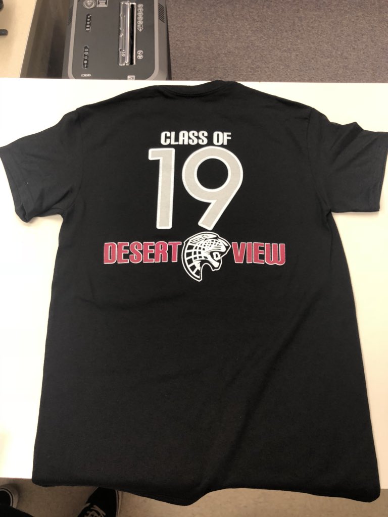 DesertViewStuC0's tweet photo. Senior shirts are now in at the bookstore! Come buy one for only $15🐾 #ClassOf2019 https://t.co/H7PXI47vcg