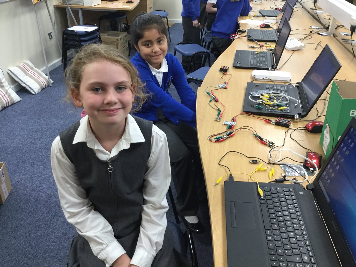 higher_lane's tweet image. We have had great fun at our first #codeclub. It didn’t take us very long to work out how to connect a #crumblecontroller and some of us got the leds to flash! Looking forward to our next session.