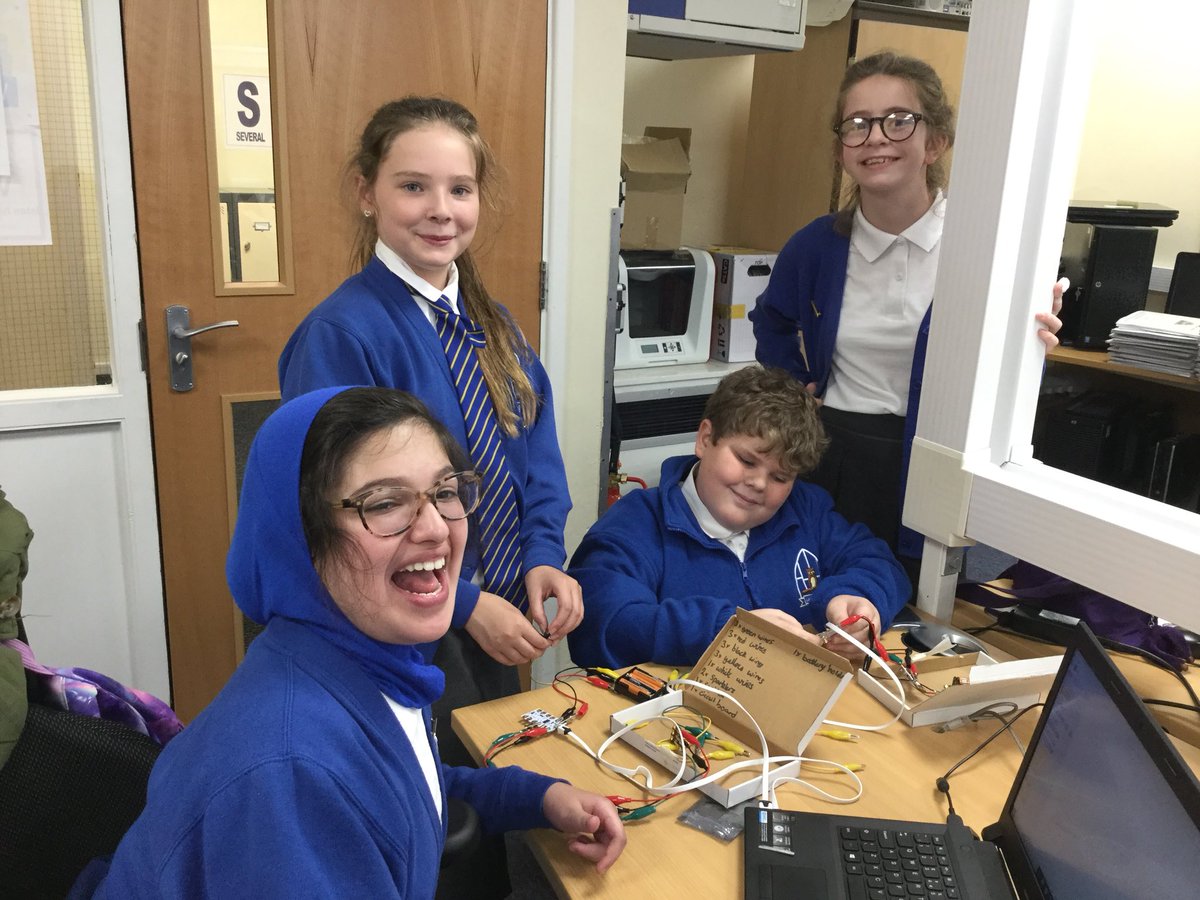 higher_lane's tweet image. We have had great fun at our first #codeclub. It didn’t take us very long to work out how to connect a #crumblecontroller and some of us got the leds to flash! Looking forward to our next session.