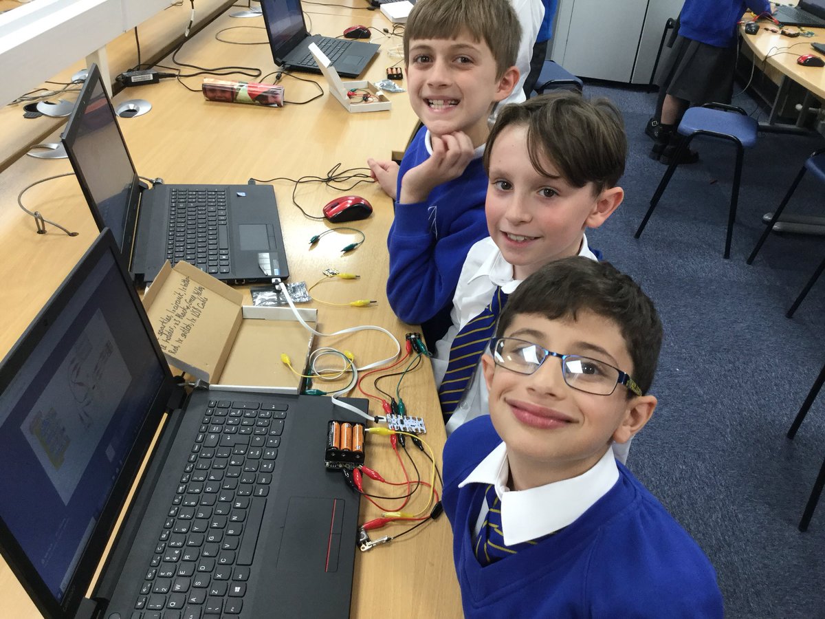 higher_lane's tweet image. We have had great fun at our first #codeclub. It didn’t take us very long to work out how to connect a #crumblecontroller and some of us got the leds to flash! Looking forward to our next session.