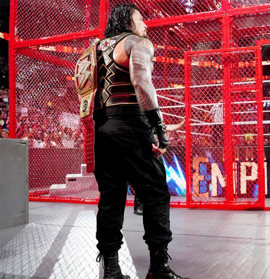 CataleyaBlankvk's tweet photo. Happy #MondayNightReigns Roman Empire๐บ๐บ๐บ
#RomanReigns #RomanEmpire #B2R #HisYard #RomanChamp https://t.co/izFPHHvTWL