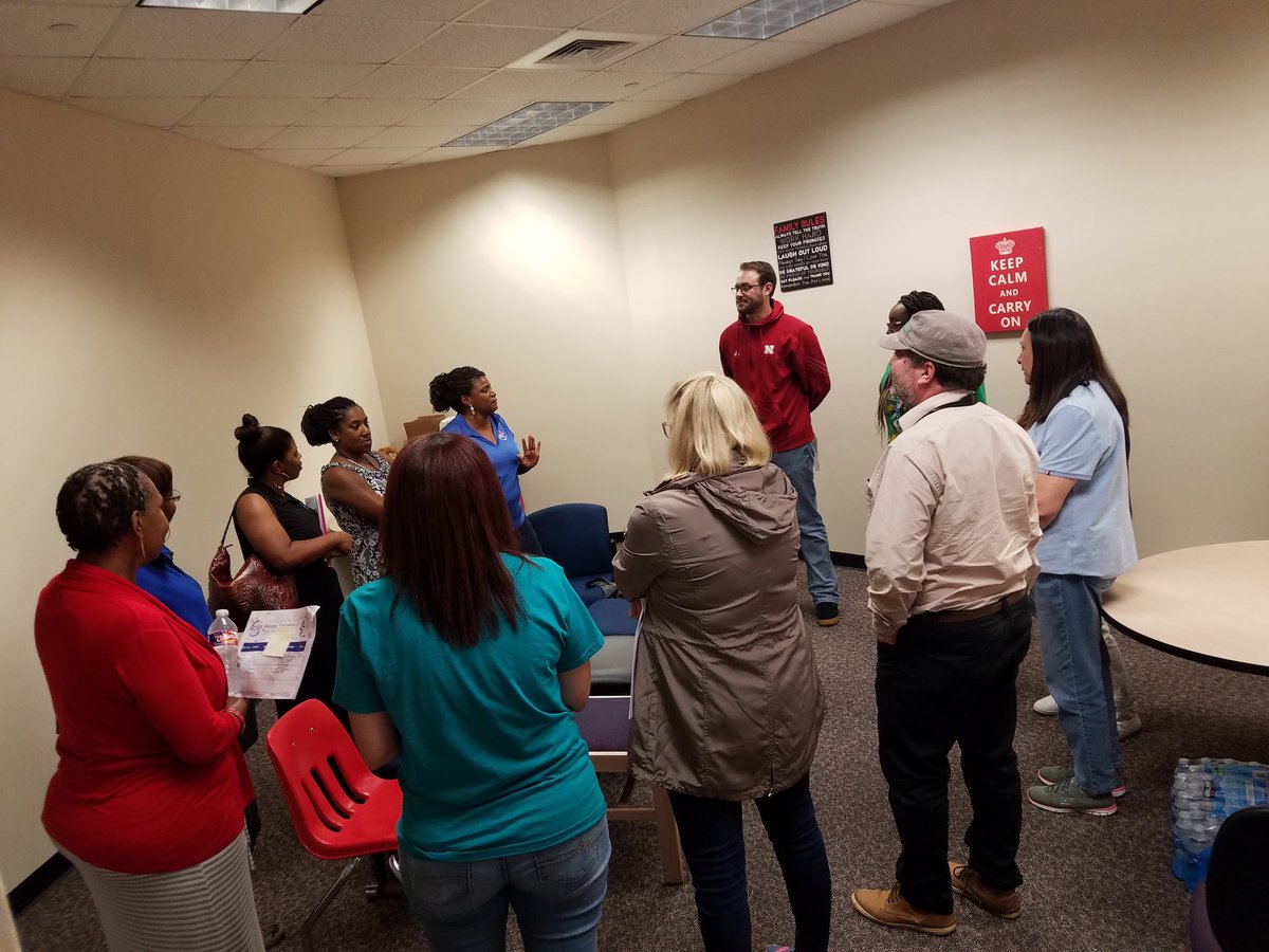 Alkren62's tweet photo. Yowzah! What an amazing, energetic group of #educators we have in @AliefISD today! These #differencemakers are modeling how they will bring #sparks of #positivity to their #students EVERY day! #sparks #connectb4content WE don't just #sitandget WE #create & #experience ๐๐#nedrp https://t.co/8u8Jhw57oc