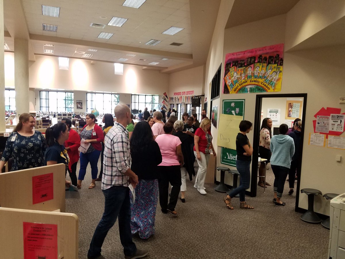 Alkren62's tweet photo. Yowzah! What an amazing, energetic group of #educators we have in @AliefISD today! These #differencemakers are modeling how they will bring #sparks of #positivity to their #students EVERY day! #sparks #connectb4content WE don't just #sitandget WE #create & #experience ๐๐#nedrp https://t.co/8u8Jhw57oc