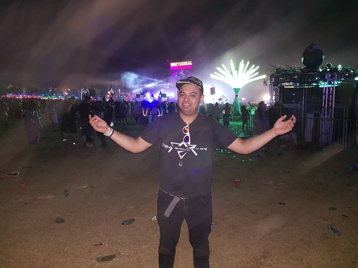 ivanpresley88's tweet image. Came down to Nocturnal Wonderland to see Deorro  and this guy brought  out Elvis Crespo . What an amazing night.  
.
.
.

#music #dancingcrowd #edm #nocturnalwonderland #bailar #suavemente