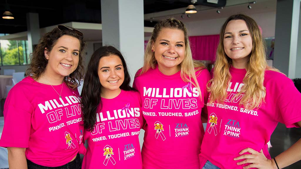 VIP experience at #CARvsWAS, become a member of a community of women who love @Redskins football &amp; the chance to win a shopping experience with @Athleta_DC. Sign up today and enter for your chance to win during our Think Pink Sweepstakes! 

🖊bit.ly/2D53aiU