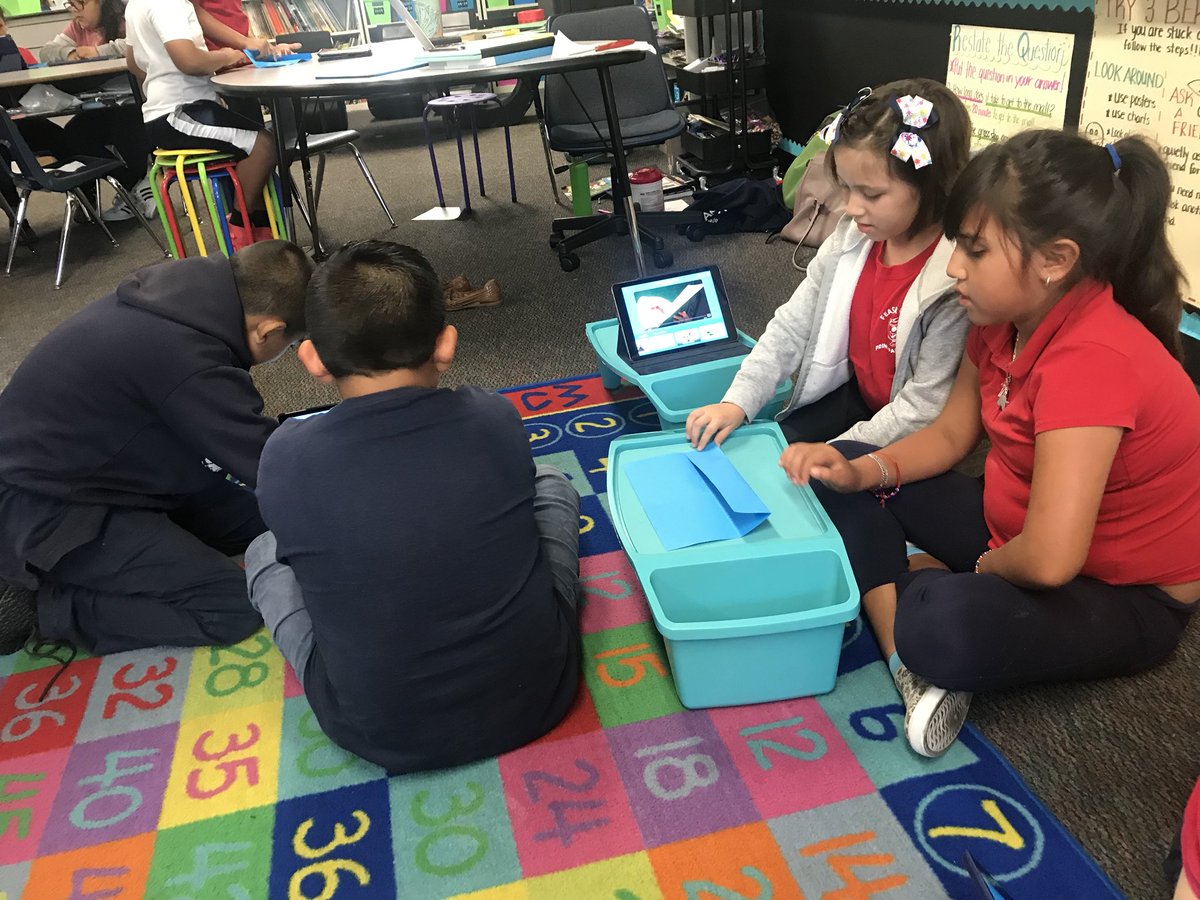 ms_bsilva8's tweet photo. We love Buddy Up time!! #formingconnections #buildingpositiverelationships #creatingtogether #sel #FeasterLearns @SanfordHarmony @FeasterCharter https://t.co/53vMG5wgg4