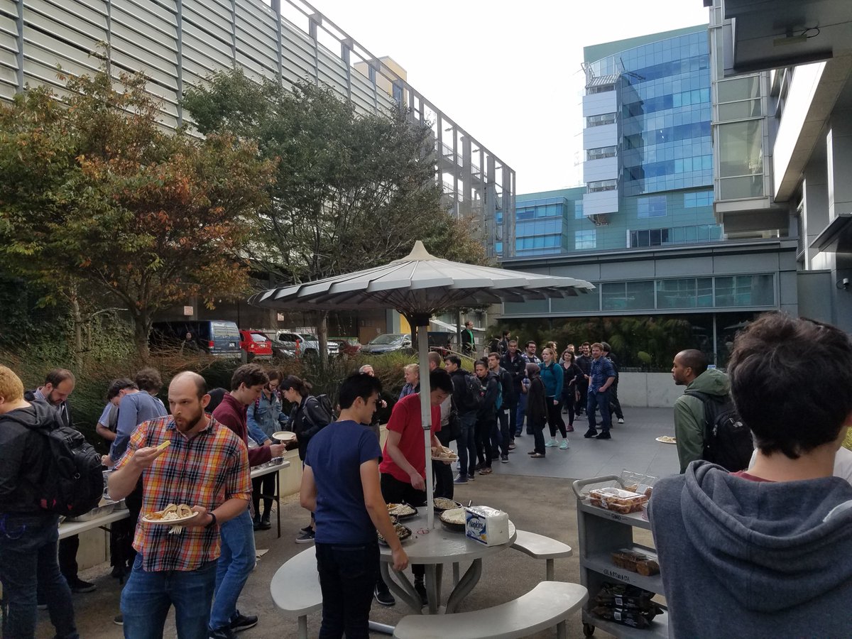 Great turnout last Friday for the UCSF Quantitative Biosciences Consortium BBQ. We had more than 100 students show up for food, drinks, and mingling with students from CCB, BioE, PSPG and of course iPQB!