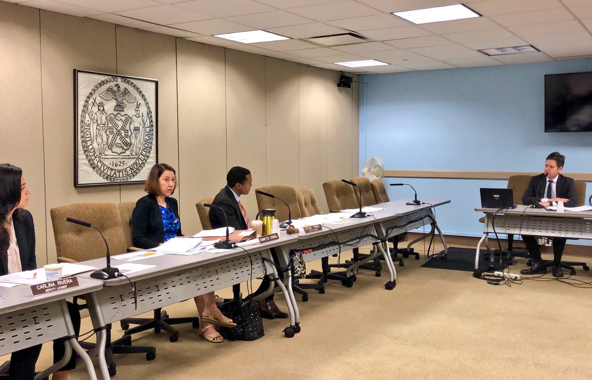 bradhoylman's tweet photo. Developers told the City Council today that “should something happen” to the 186-year old @MerchantsHouse, “repairs will be made.”
That’s not good enough!
I testified against a hotel that could damage NYC’s first residential landmark with @galeabrewer, @GVSHP & @HDC_NYC https://t.co/Dh6geE9Zc9