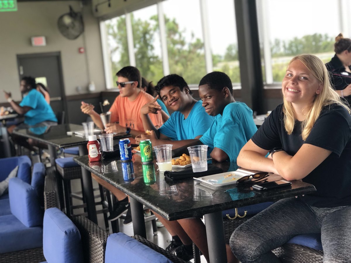 pinellas_pal's tweet photo. We’re looking to add new members to our team here at Pinellas Pal! So go to the employment tab on our brand new website to fill out the application. #hiring #employees #friends #family #florida #pinellascounty #likeforlikes #likeforfollow #likeforlikeback #like4likes #like4follow https://t.co/O8QNVePC3o