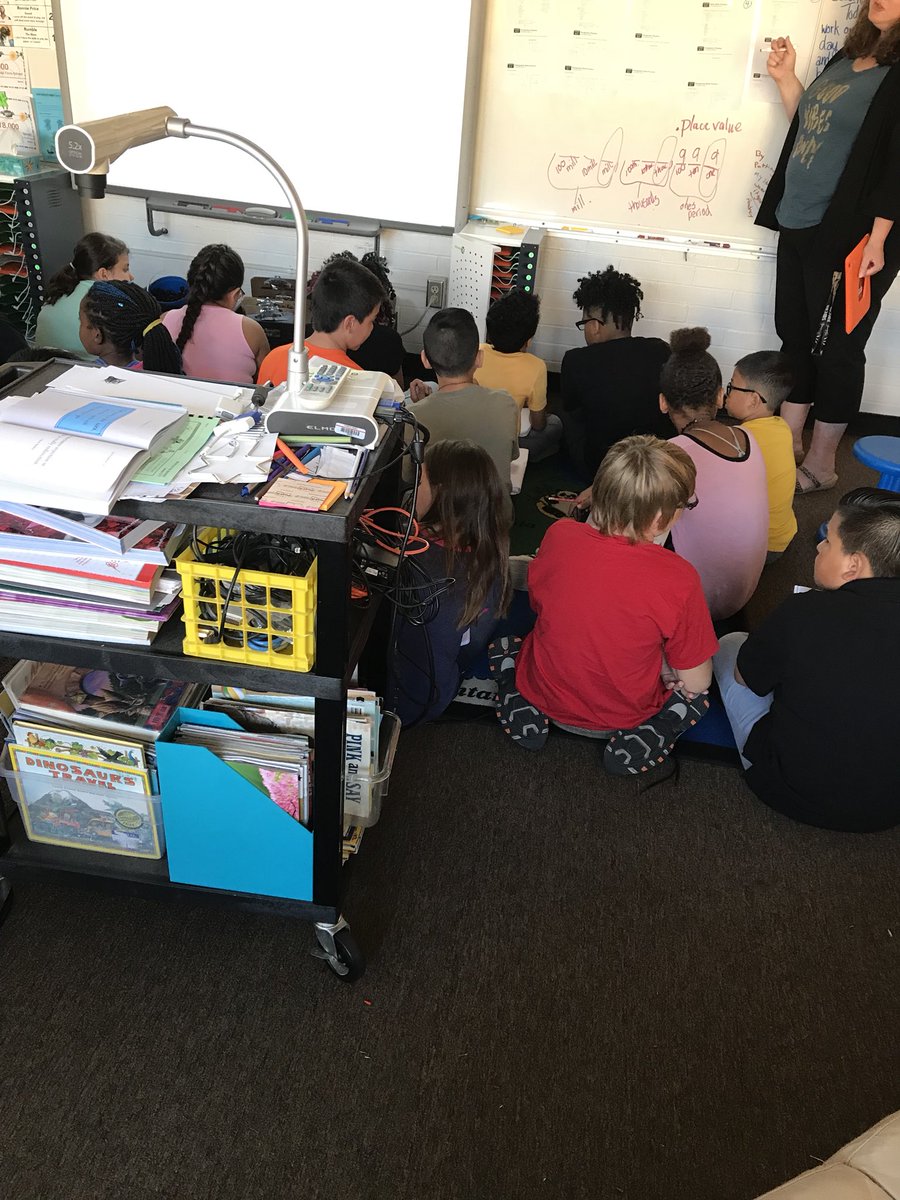 AWoodLovesMath's tweet photo. Coronado Heights, Putnam City, Ms. Dilley’s 4th Grade students involved in mathematical discourse with their #bigideasmath! https://t.co/StC8WXWe9j