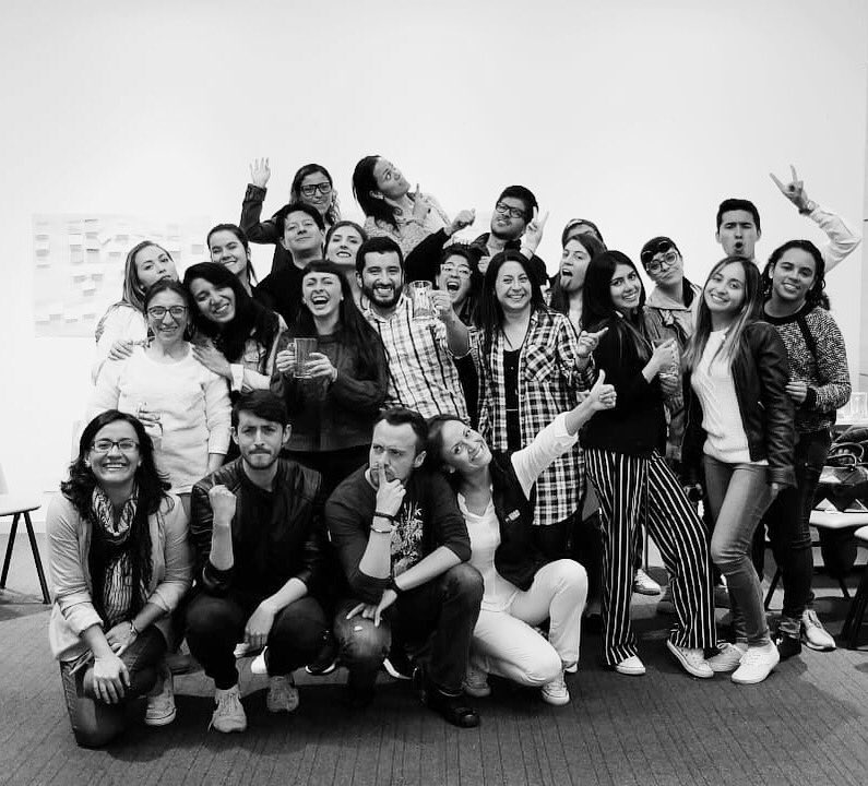 alejalaiton's tweet photo. Equipazo! @RUBICAnet  #MarketingDigital #DigitalAgency #Rockstars #RUBICA https://t.co/MRCm2cgtIn