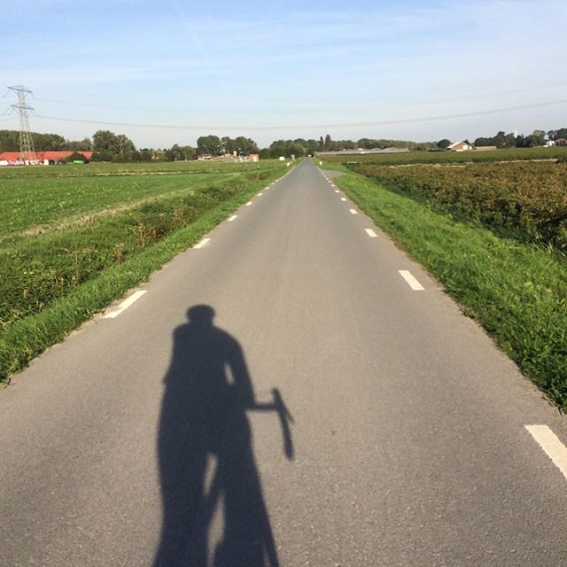 FietspaT's tweet photo. π· Door de polder in mijn eigen wiel.
#everydayriding #selfiets #cycling #cyclinglife #igerscycling #igerscycling #fietsen #fietsplezier #fietspat #herfst https://t.co/y9im6eH5D1