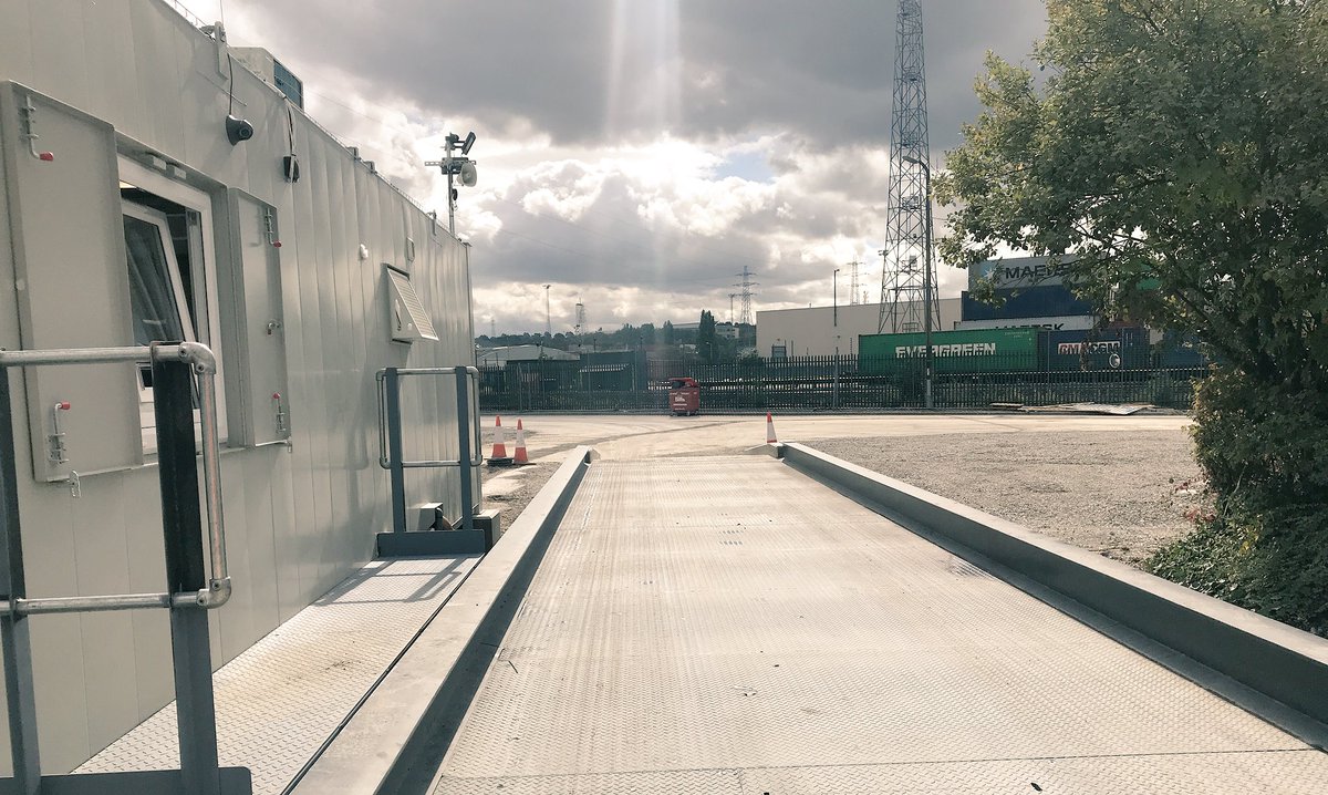 We’re continuing to make improvements to our <a href="/CEMEX_UK/">CEMEX UK</a> Stourton Asphalt Depot with our brand new, two weighbridge system now in full operation #speed #flexibility <a href="/CEMEXUKAsphalt/">CEMEX UK Asphalt</a>