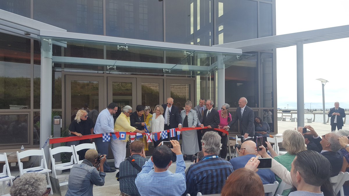 QBridgeProgram's tweet image. Gorgeous day for ribbon cutting! Congratulations to @cityofnewhaven and @Canal_Dock!