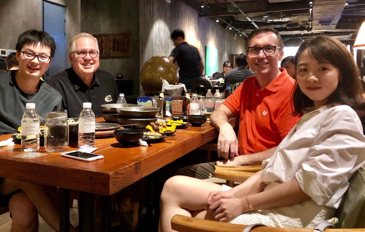 bizhornet1's tweet image. Dr. Bashaw @EdBashawESU and Dr. Daly @esuOIE met up with Changjun, an ESU BizHornet all the way in Shanghai, China! Nice to see you again, Changjun. #AlwaysAHornet @emporiastate