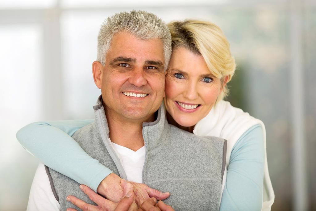 Looking for Love? A look at the top #dating sites for singles 50 and better! See which sites made the list and how they can help you find a love connection. The Best #SeniorDating  Sites from <a href="/seniorlist/">The Senior List</a> buff.ly/2rCVdIR