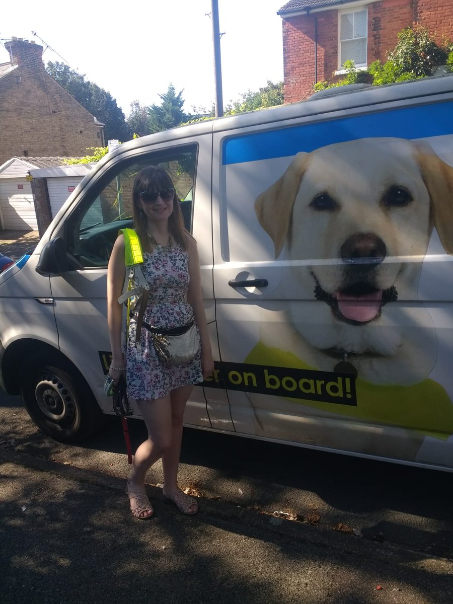 missfernlulham's tweet photo. Wonderful day at @GuideDogs_Maid filming with my lovely trainer, James, our wise-cracking camera man, Steve and my gorgeous little puppy, @GuideDogNancy! 🐕💖 #guidedogs #happiness #confidence #PositiveTwitterDay @JackFrancisM https://t.co/P7jS1rKf7r