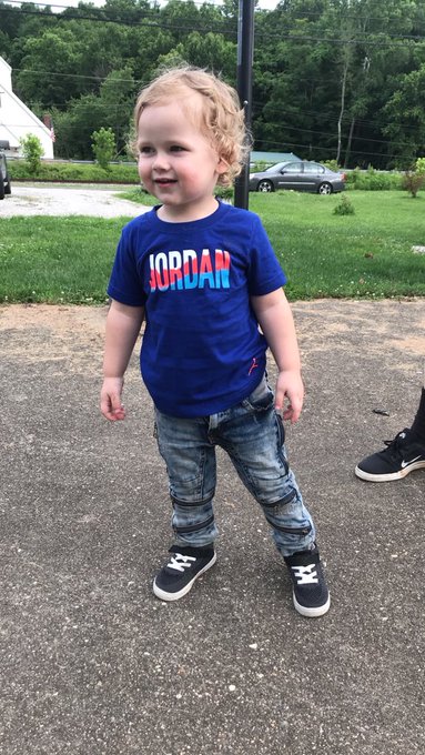 My baby is getting so big :( https://t.co/KUIfRXWMTh