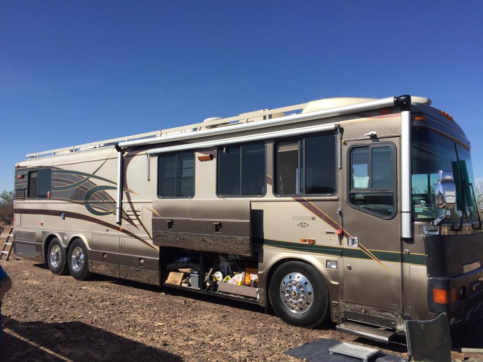 RVawnings's tweet image. Thanks to our customers who took advantage of our 10% off #install special this past week! Jerad Mattingly, our expert installer, sent over these great photos of his recent installation. #shadepro #rvlife #rvawning #travel #rv #ontheroad #travelrv