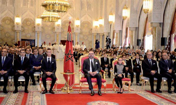 2MInteractive's tweet photo. #Education 
Au cours de la cérémonie de présentation qui a eu lieu au Palais Royal de #Rabat, SM #MohammedVI était accompagné du Prince héritier Moulay El Hassan et de la Princesse Lalla Khadija. https://t.co/R7A1QOhQXi