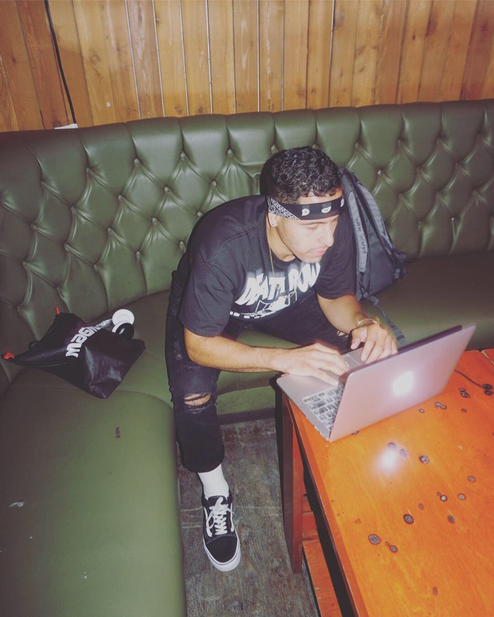 Jimmy_Castle_'s tweet photo. JIMMY BOOMIN

#dj #musicproducer #htown #houstontx #jimmycastle https://t.co/DU9qWhxIaU