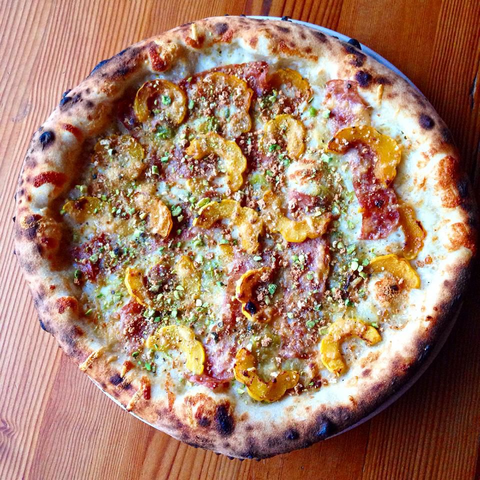 Sorry, New York: International Pizza Consultant dubs Portland America’s best pizza city pdx.eater.com/2018/9/17/1787…