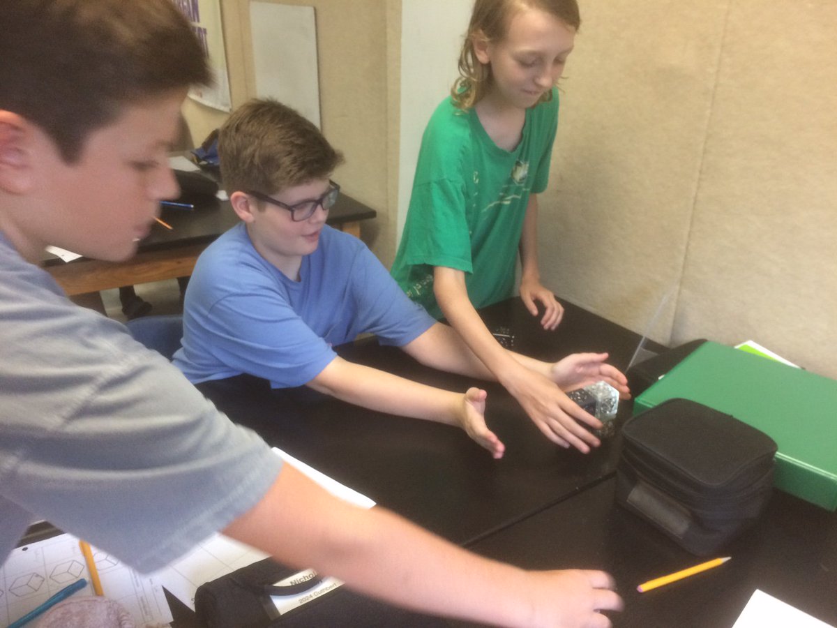 morgancuthbert's tweet image. Ss working with #cubelets to explore systems thinking.  Inputs, outputs, subsystems, engineering, collaboration!.  Thank you @yef_maine for this opportunity. #emergentproperties @YarmouthHMS