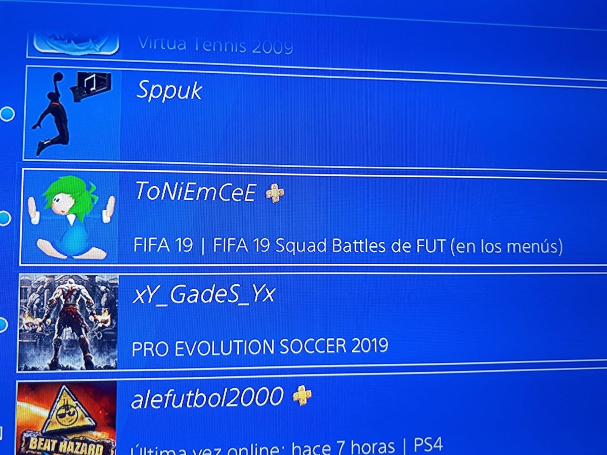 StevenScore's tweet photo. @EASPORTSFIFA @EASPORTSEsp Sinceramente me parece lamentable lo que habéis hecho porque el hecho de que sean "famosos" no tienen prioridad, me he dejado ya en 2 años probablemente 500€ en FIFA y ahora hacéis esto después de haber reservado la edición Ultimate. Iros a la mierda. https://t.co/DfStK1uRFW