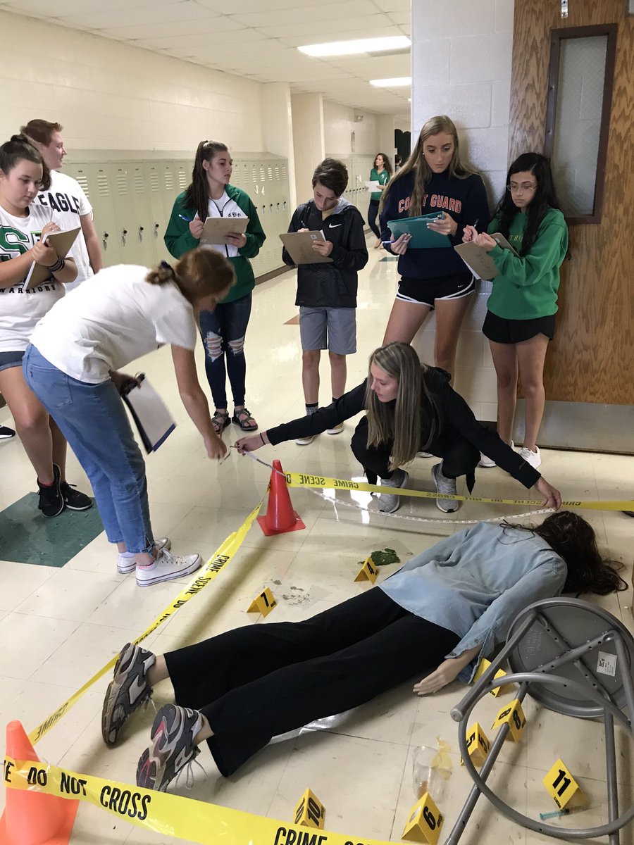 hesterscience's tweet image. A great start to the year for PLTW Principles of Biomedical Science (PBS) at SHS!  We began by analyzing the crime scene to find out what happened to Anna Garcia! #ssdpride #warriorSTRONG