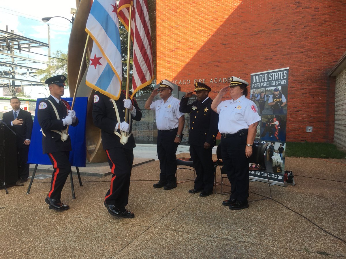 Chicago_Police's tweet photo. The United States Postal Service introduced the Commemorative Forever Stamp today honoring First Responders. Chicago Police, Chicago Fire and Emergency Medical Services were all present during today's special dedication.  #HonoringFirstResponders #FirstRespondersStamps https://t.co/JZ4sPRHehU
