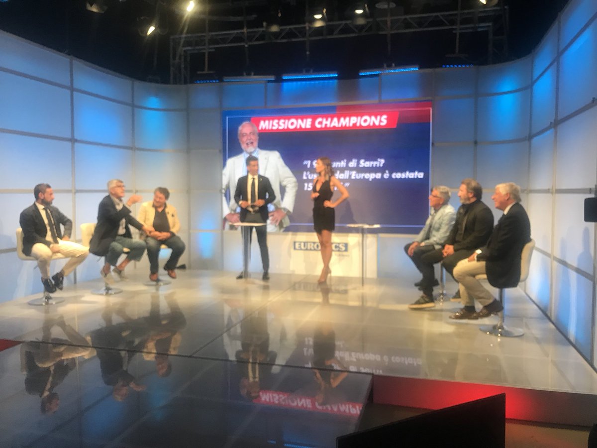 Neparliamoillunedi 1 puntata in diretta e Livestreaming #missionchampions @SilverMele <a href="/NoemiDeFalco/">Noemi De Falco</a> <a href="/ArturoMinervini/">Arturo Minervini</a> <a href="/IavaroneToni/">Toni Iavarone</a> <a href="/SasaCaiazza/">Salvatore Caiazza</a>